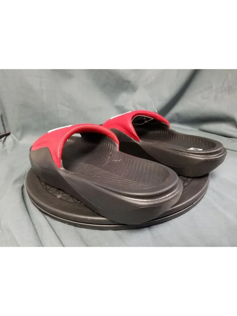 Jordan Franchise Slides Black Red White HF3263 600 Mens Size 11 NEW w/TAGS!